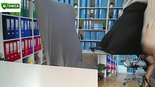 secret-office (G milf) - Bring me to orgasm ;)