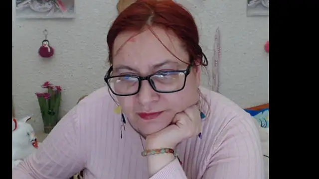 PlayfullMature's Stripchat show and profile