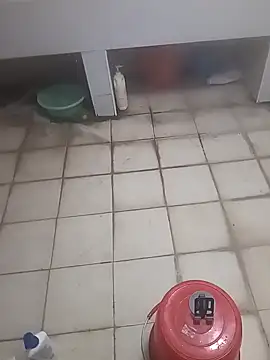 huzi518 (Ask my age) - 内裤里面射精