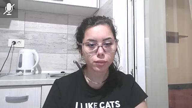 LovelyJulliette from StripChat