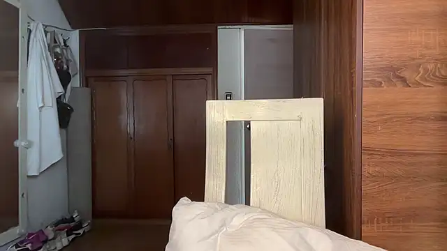 paulina_sexy's Stripchat show and profile