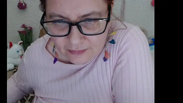 playfullmature - PlayfullMature's free webcam