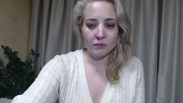 sweetpussy from StripChat is Freechat