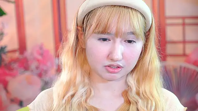 Pinkie_Princes Live Webcam on Stripchat