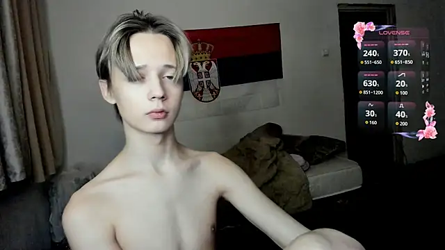 vampirella_gs (M twink) - One finger in the ass 5 min🥶