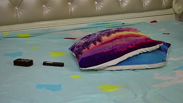  CarmellaAngel chat room