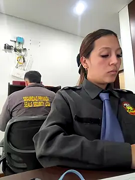 Emily-7_ Live Webcam on Stripchat