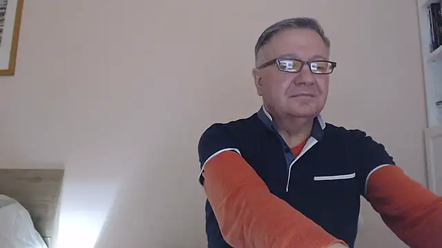 you6me - YOU6me's free webcam - UK Sex Cams