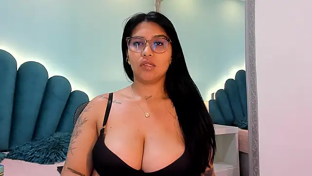 sharlott18 - Sharlott18's free webcam - UK Sex Cams