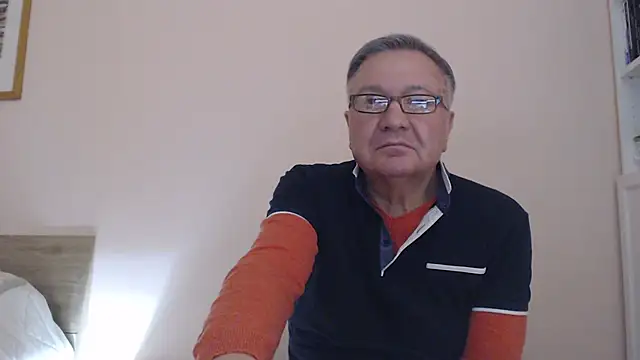 you6me - YOU6me's free webcam - UK Sex Cams