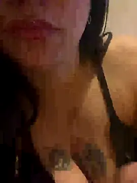 sabrina101 Live Webcam on Stripchat