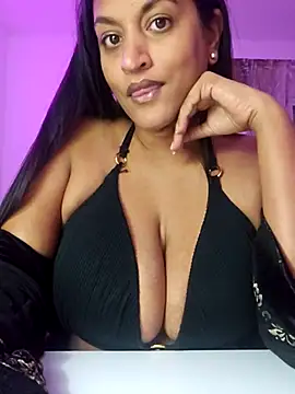 Busty_AriaX