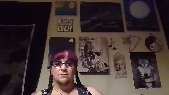 gothybaby (F milf) - 1000