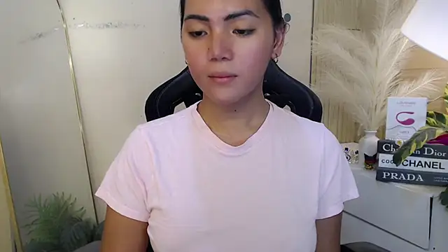 martha_pookerxxx - Martha_pookerxxx's free webcam - UK Sex Cams