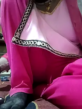 LOVE-VIKA from StripChat is inFreechat