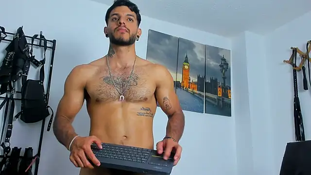 juanblade (M young) - cum show alot oil