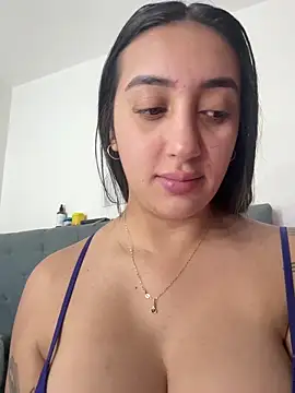 Hannahoff from StripChat is Freechat