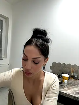 Bella_Vixen_