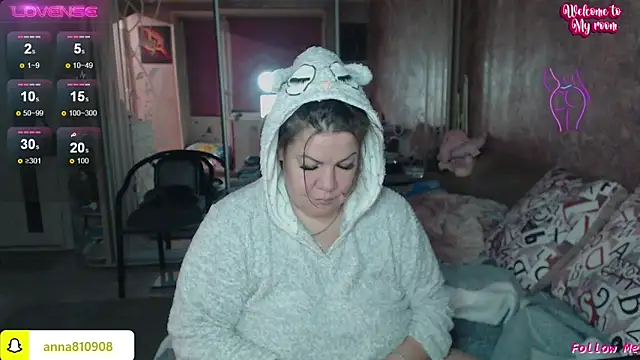 femme_fatale1 (F milf) - flash tits