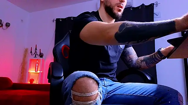 mightyaaron66 (M young) - 𖤐🔥 parTy Time ,House parTy  !  💨𖤐