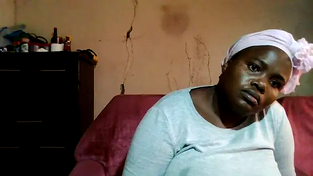 sexybigboobz - Sexybigboobz's free webcam - UK Sex Cams