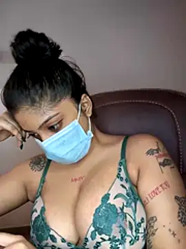 Hidden__________... Live Webcam on Stripchat