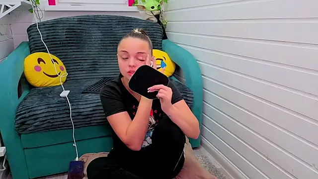 misss_vikk (F young) - )