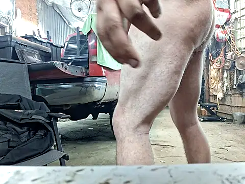 frankdick01 (Ask my age) - show hard dick hi