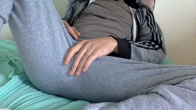 molozeb - Molozeb's free webcam - UK Sex Cams