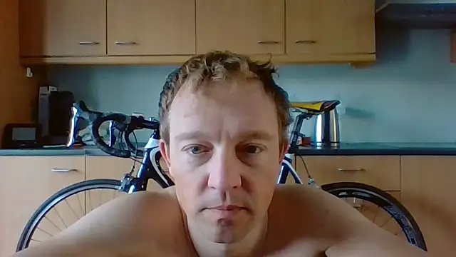 bertolini - Bertolini's free webcam - UK Sex Cams