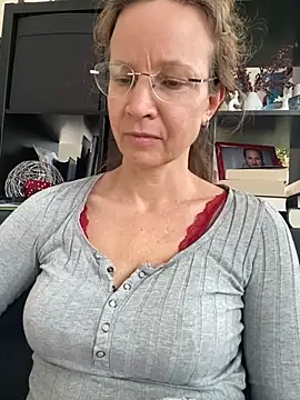 annikarose - AnnikaRose's free webcam - UK Sex Cams