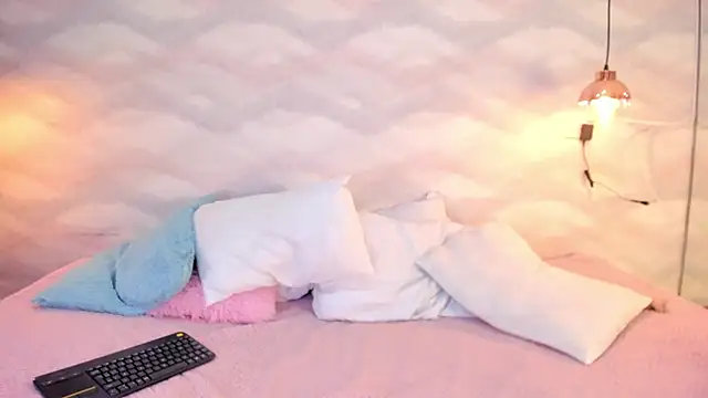 jazlin_angels (F young) - 🔥💦SPIT ON MY BOOBS