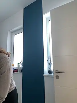 annikarose (F milf) - Naked orgasm