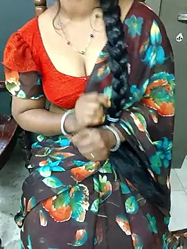 Nikitha_telugu