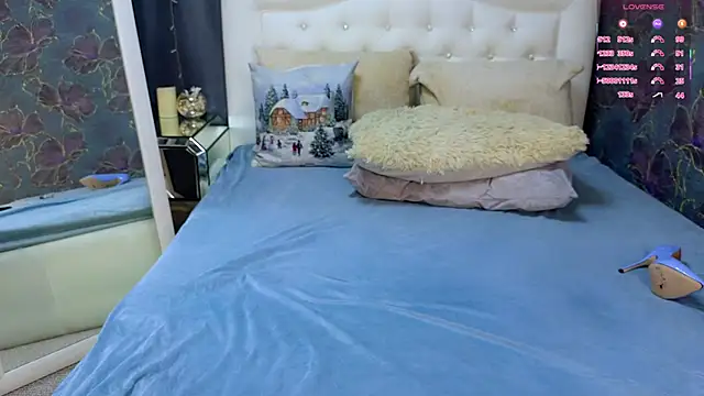 striptease live Lorabigass