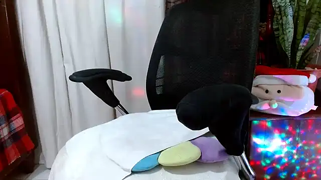 jenny_milf69 (Ask my age) - slap tittys and pussy 300