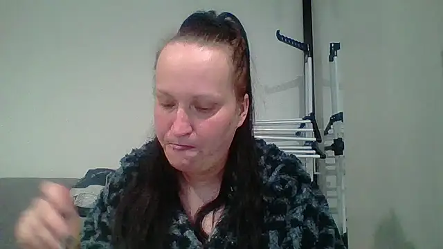 chat naked  Squirty Cum Lady 