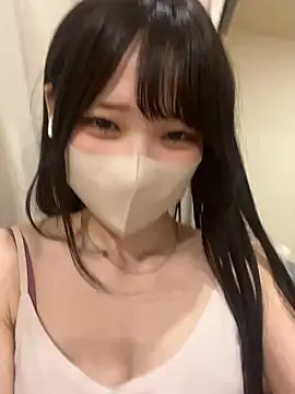 eroeroMiYUeroeo Live Webcam on Stripchat