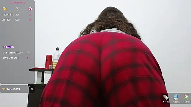 live voyeur cam SpoilHerThick