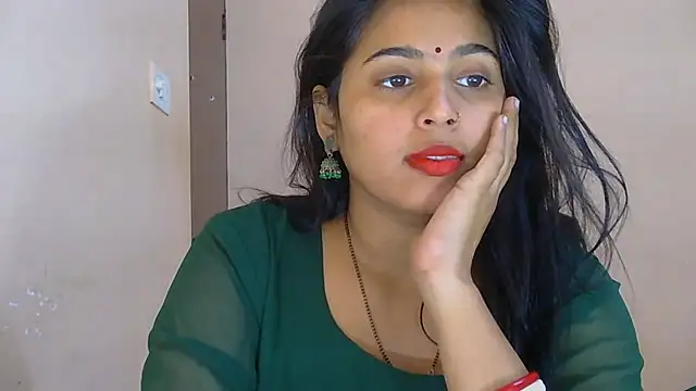 Cute-Simmi69 Live Webcam on Stripchat