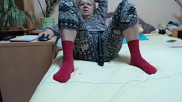 dorina (Ask my age) - rub pussy ....dildo pussy  :flower: