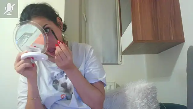 live video cam chat LovelyJulliette