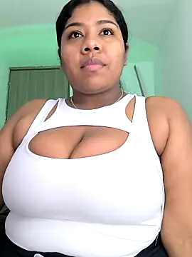 paola091 Live Webcam on Stripchat