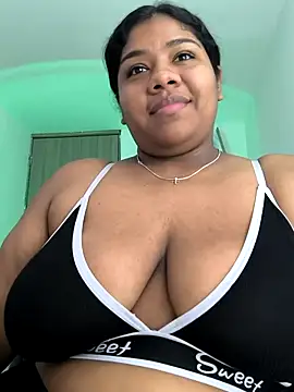 paola091 Live Webcam on Stripchat