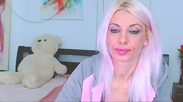 honeylara - HoneyLara's free webcam