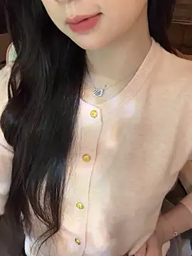 Nana_kute20 Live Webcam on Stripchat