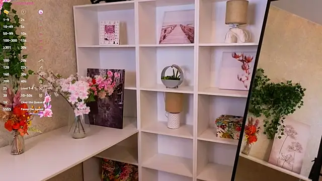 tracimyntti - TraciMyntti's free webcam - UK Sex Cams