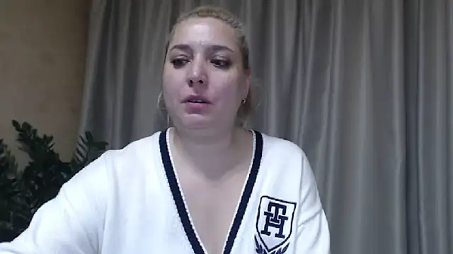 sweetpussy13 - Sweetpussy13's free webcam