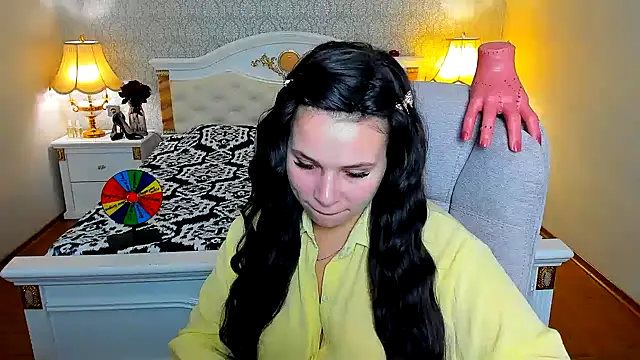 OmniaSher webcam stripchat model stream image