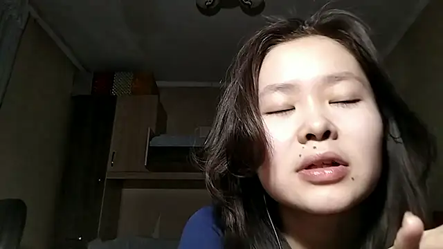 huldakye (F teen) - Spin around